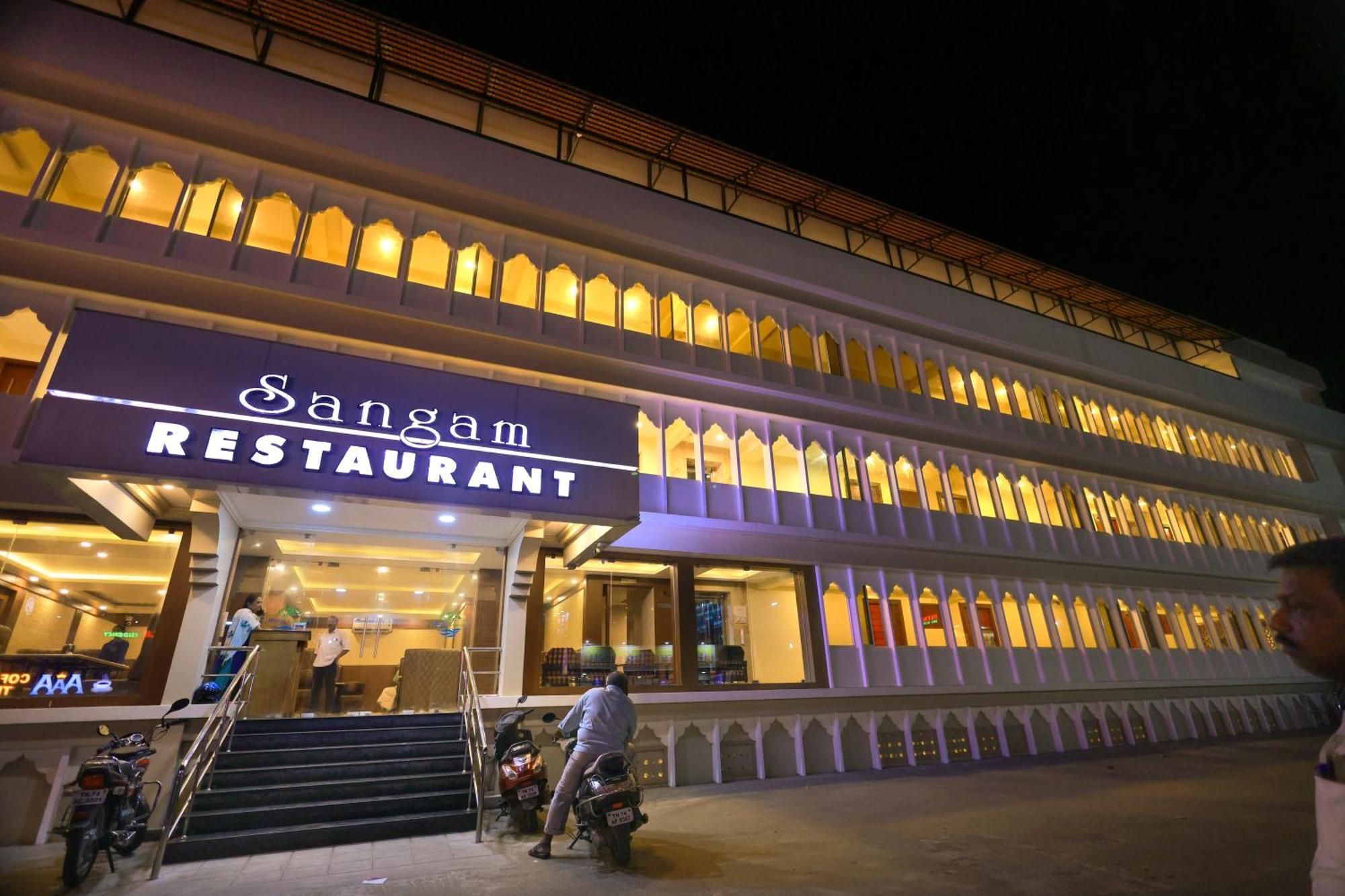 Hotel Sangam Kanyakumari Exteriör bild