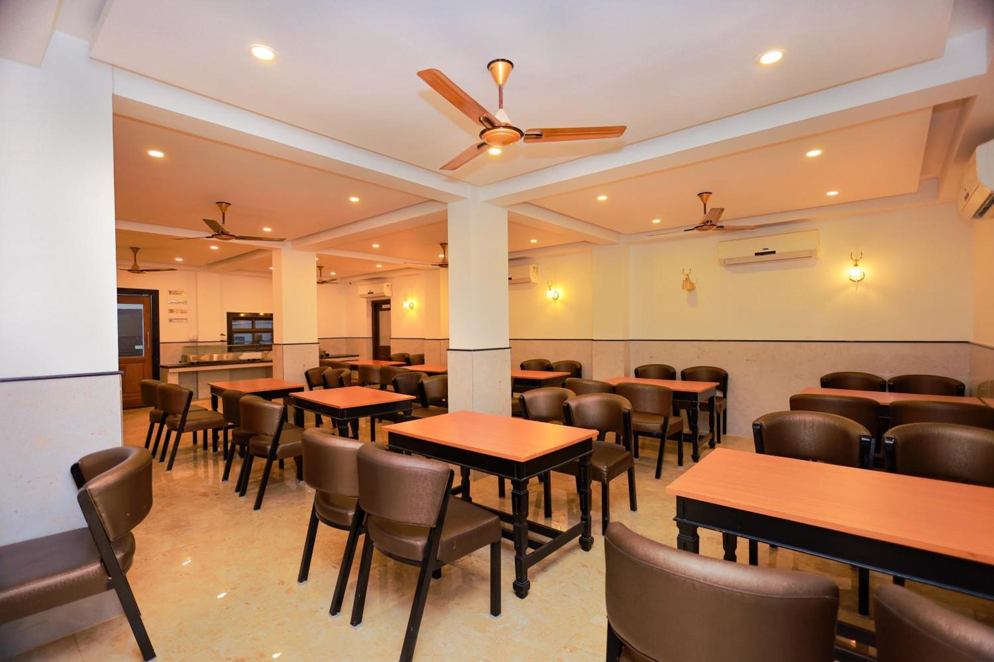 Hotel Sangam Kanyakumari Exteriör bild
