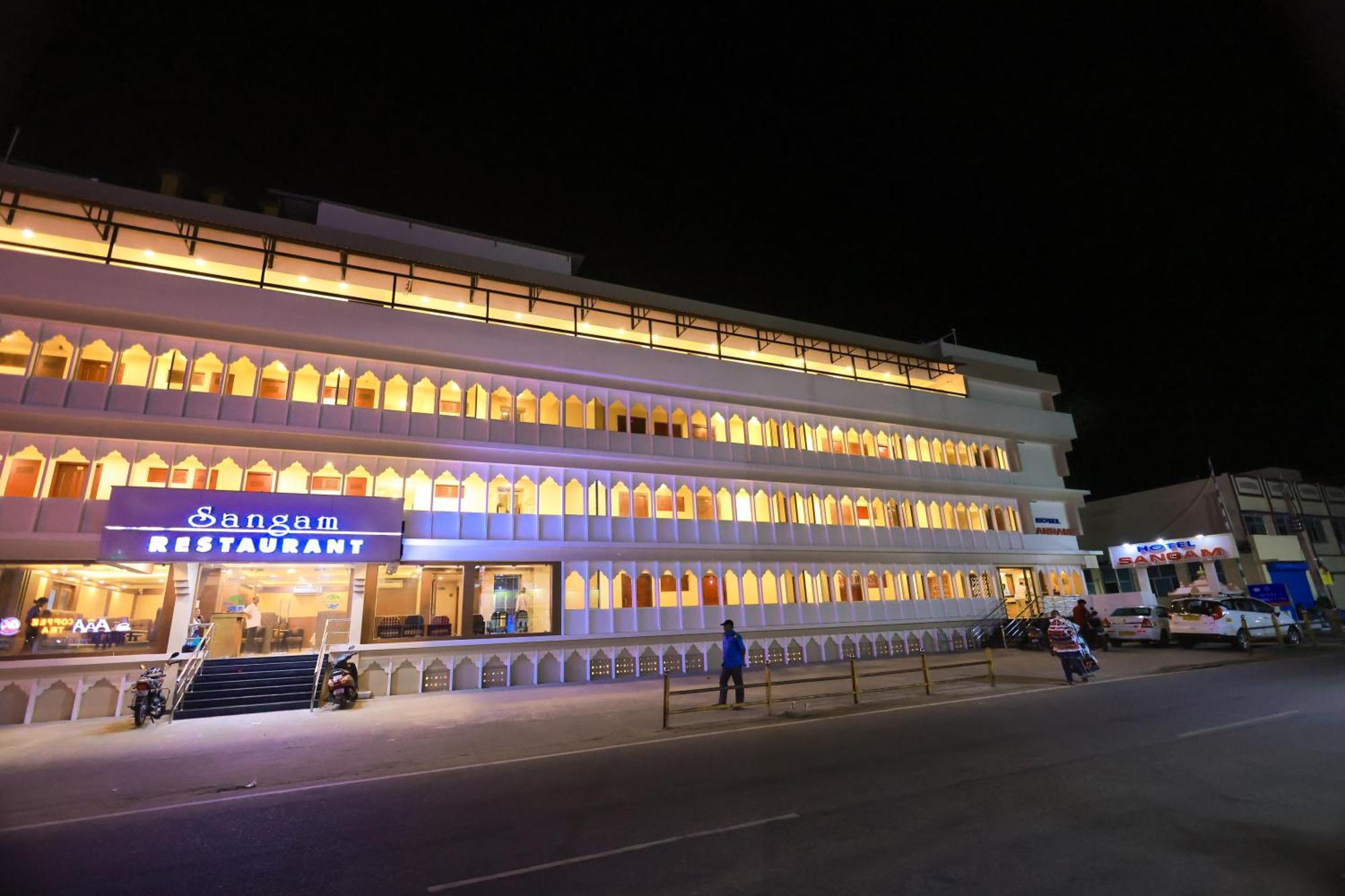 Hotel Sangam Kanyakumari Exteriör bild