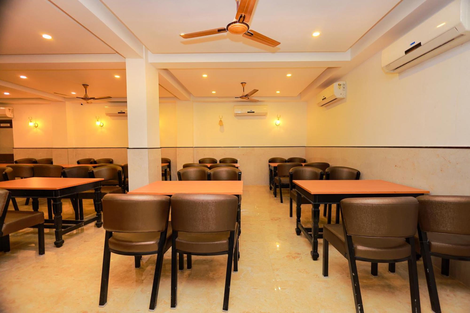 Hotel Sangam Kanyakumari Exteriör bild