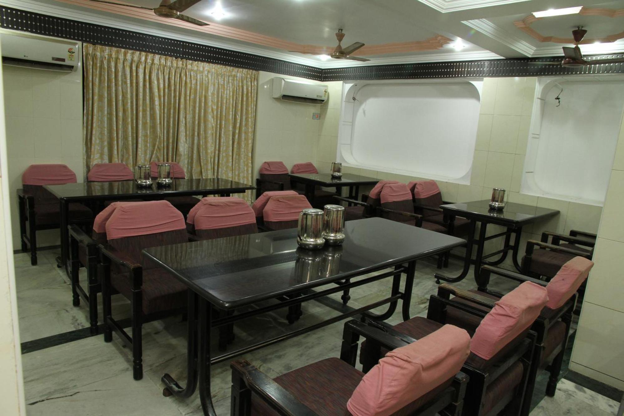 Hotel Sangam Kanyakumari Exteriör bild