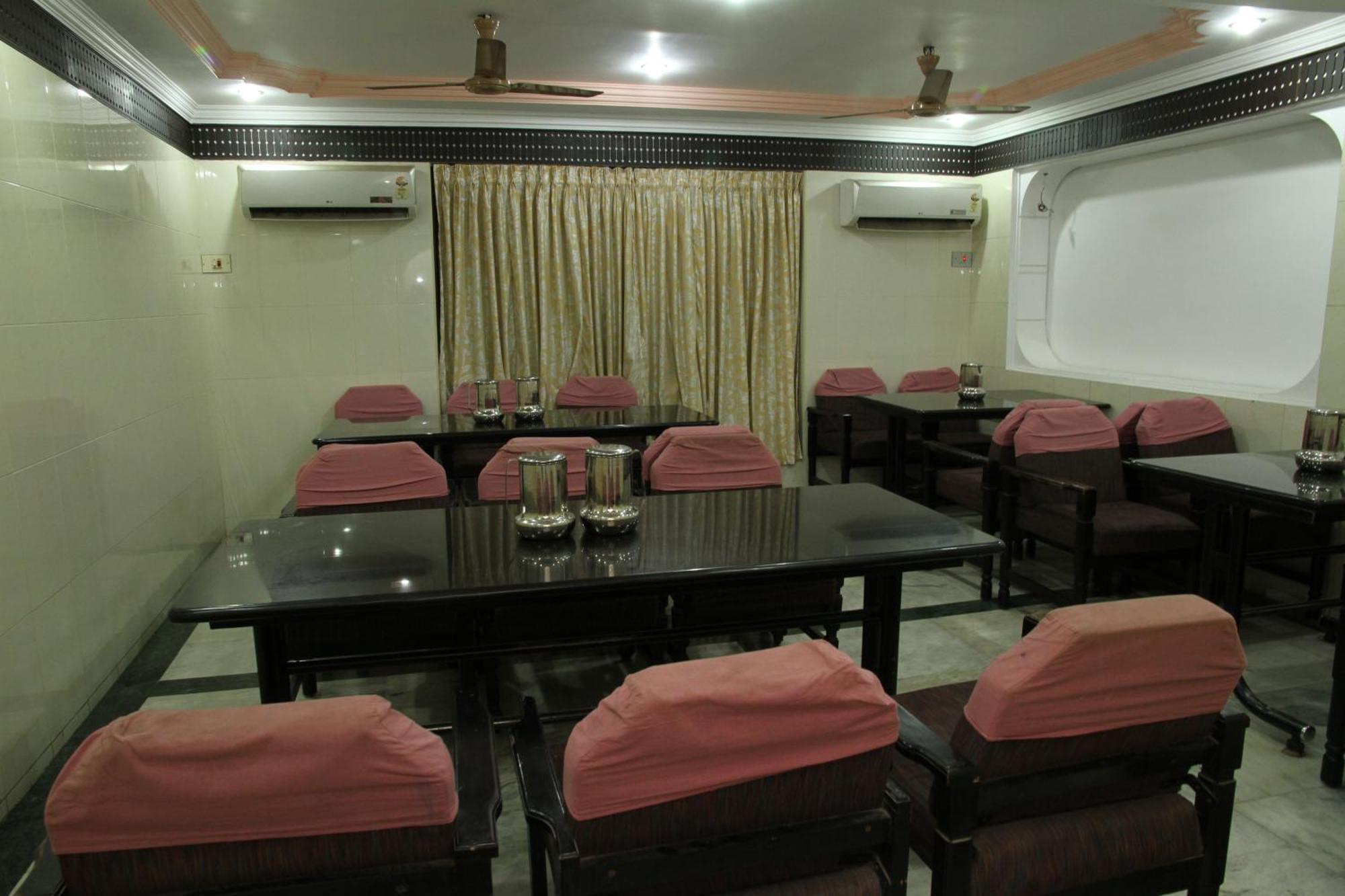 Hotel Sangam Kanyakumari Exteriör bild